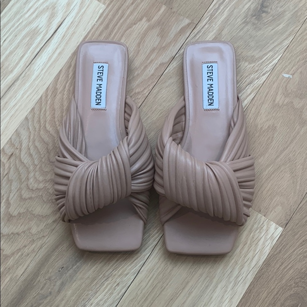 Steve Madden Mentor Sandal